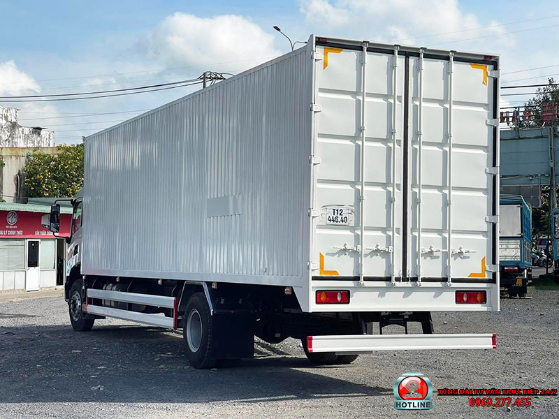 XE TẢI DONGFENG KR180 THÙNG KÍN CONTAINER DÀI 9M9 - Ảnh 3